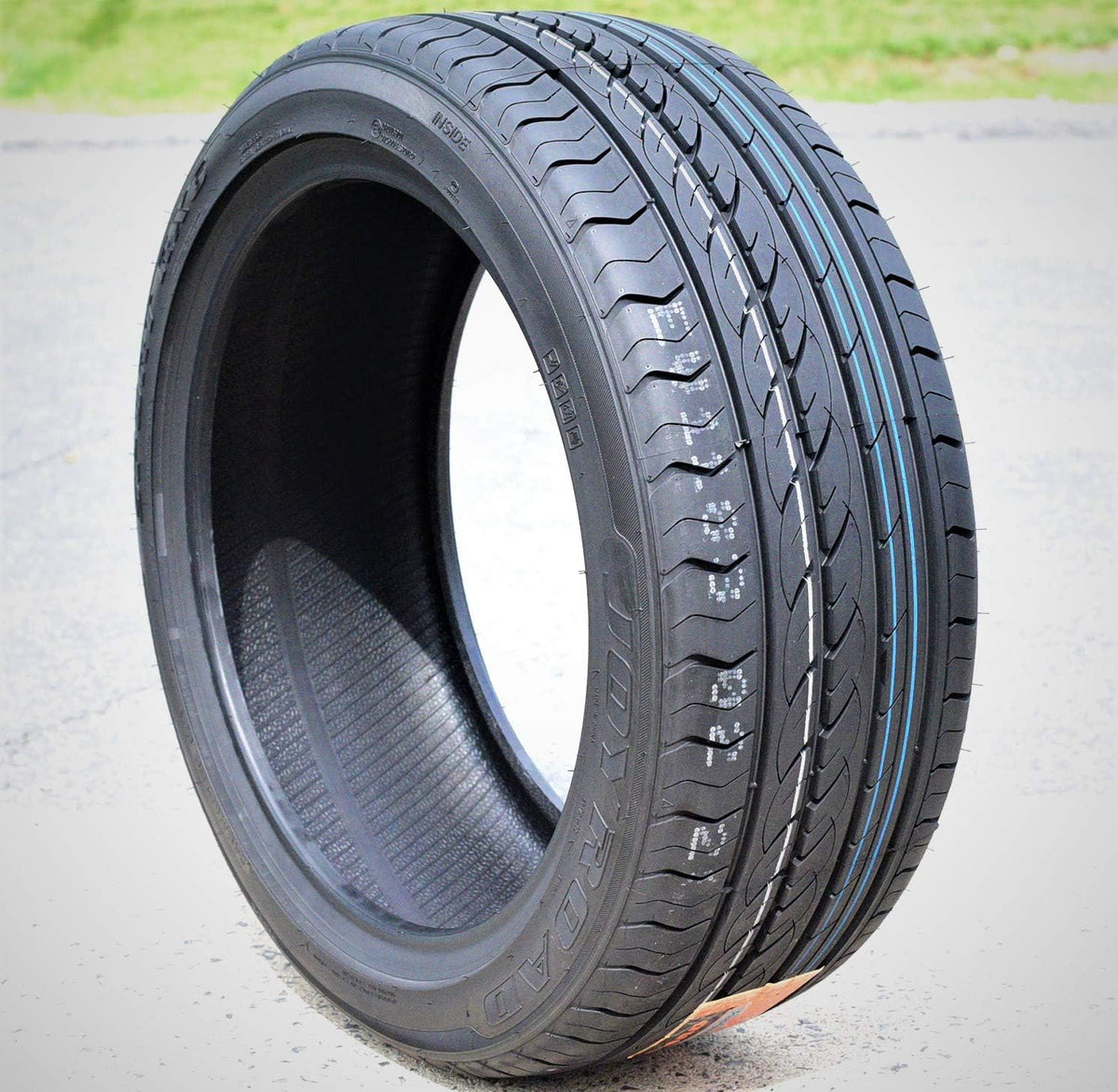 255/35R18 All-Season High Performance Radial Tire V83519