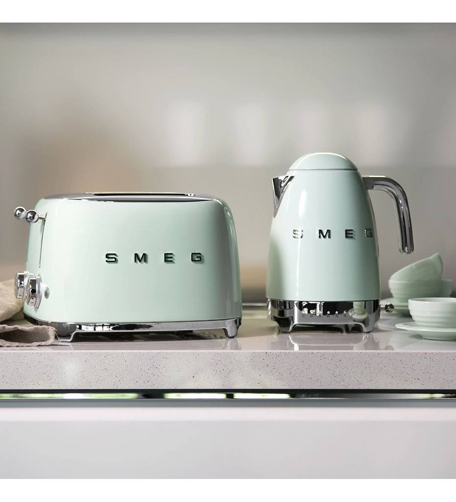 Pink 4x4 Slot Toaster C5706