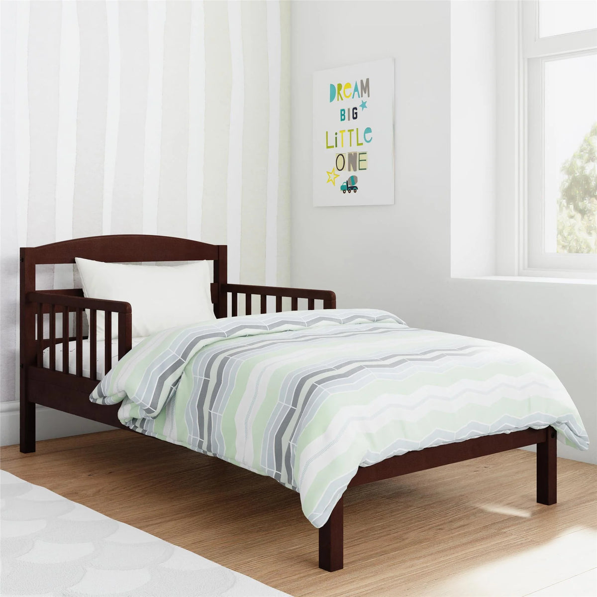 Wood Toddler Bed with Safety Guardrails B413