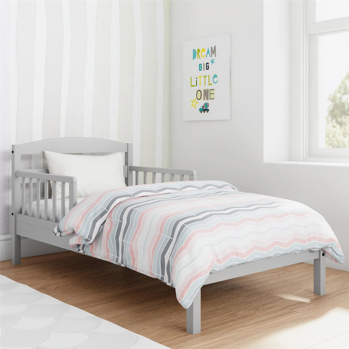 Wood Toddler Bed with Safety Guardrails B413