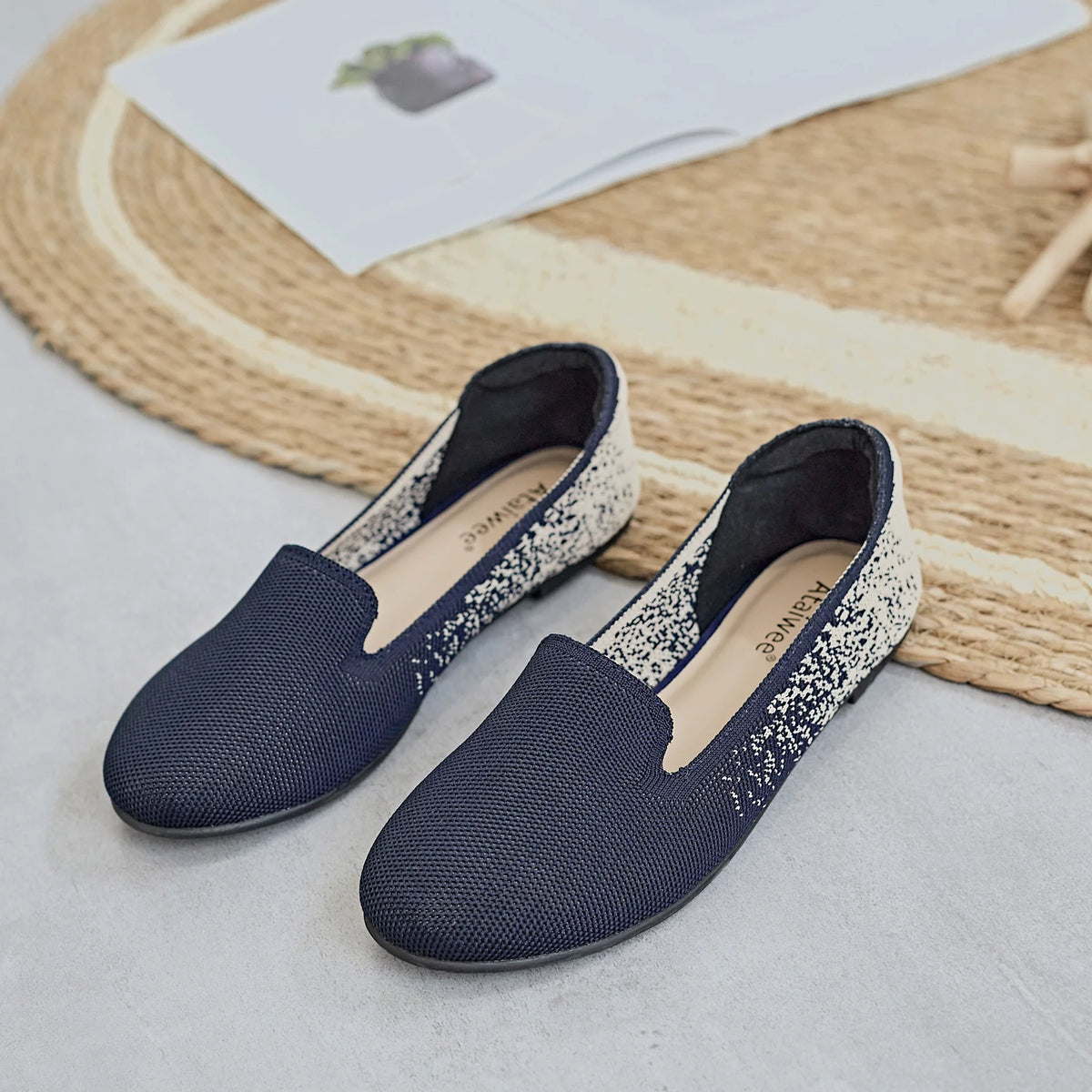 Women's Wide Width Flat Loafer Shoes F94247
