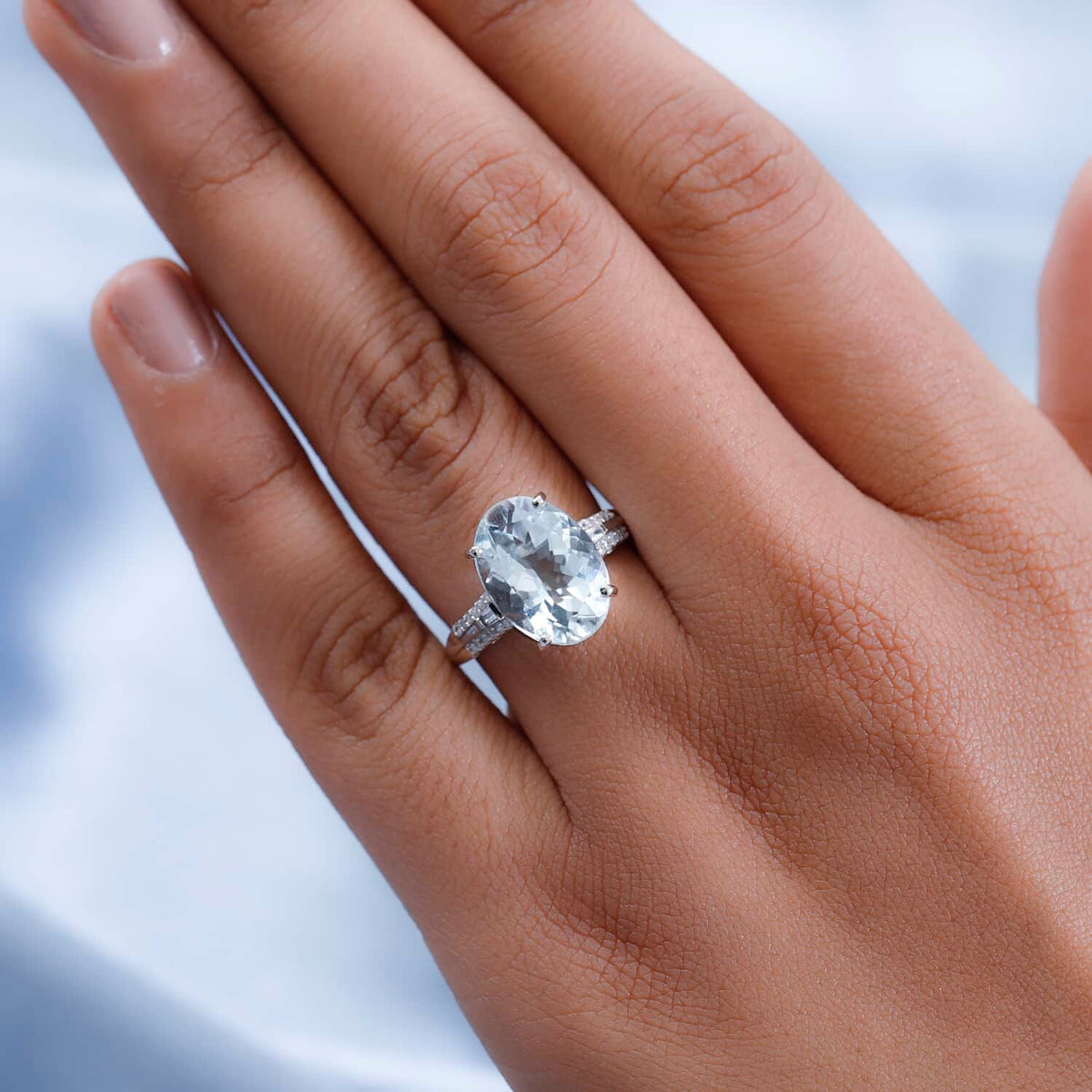 10K White Gold Oval Blue Aquamarine White Diamond Ring Size 9 Ct 4.25 G-H Color I3 Clarity X5709