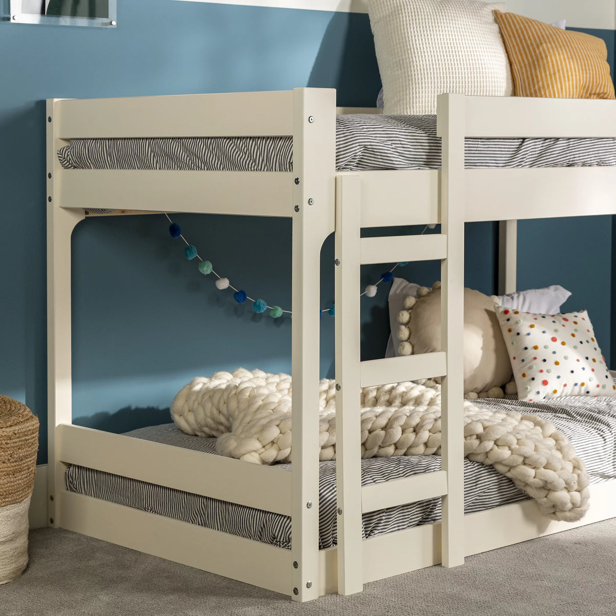 Modern Twin Over Twin Bunk Bed, White M41504