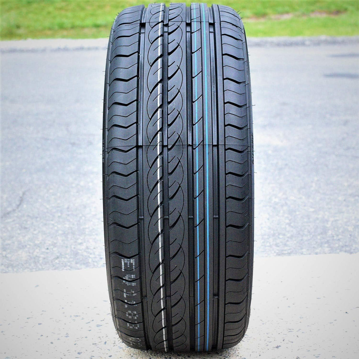 255/35R18 All-Season High Performance Radial Tire V83519