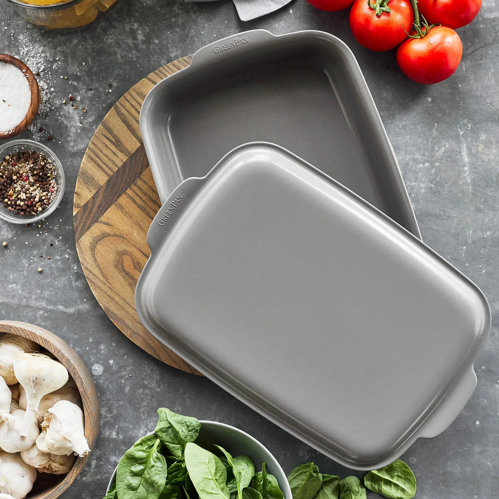 13" x 9" Rectangular Ceramic Nonstick Baker with Lid J5671